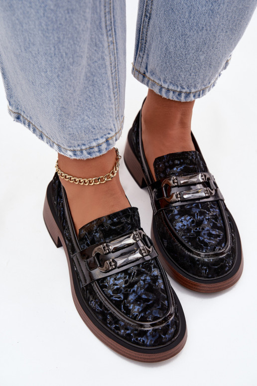 Piel Mocasines de ante Femenino Con decoraciones Detalem D&A MR52-178 de color negro Piel Mocasines de ante Femenino Con decoraciones Detalem D&A MR52-178 de color negro