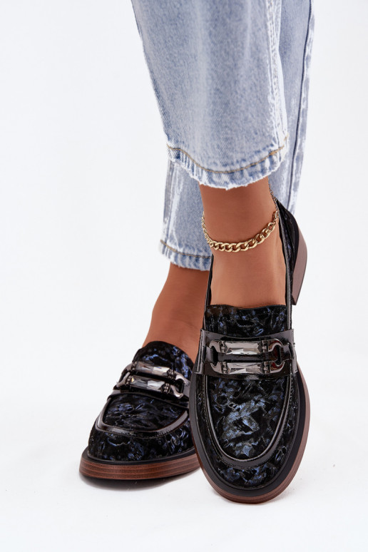 Piel Mocasines de ante Femenino Con decoraciones Detalem D&A MR52-178 de color negro Piel Mocasines de ante Femenino Con decoraciones Detalem D&A MR52-178 de color negro