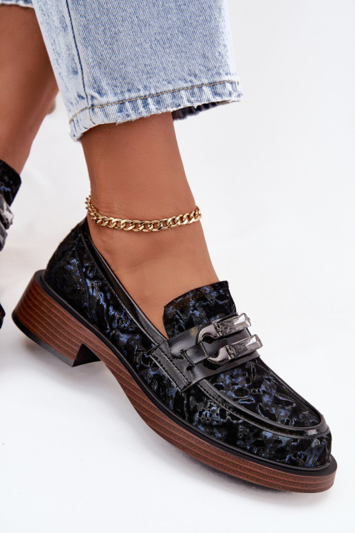 Piel Mocasines de ante Femenino Con decoraciones Detalem D&A MR52-178 de color negro Piel Mocasines de ante Femenino Con decoraciones Detalem D&A MR52-178 de color negro