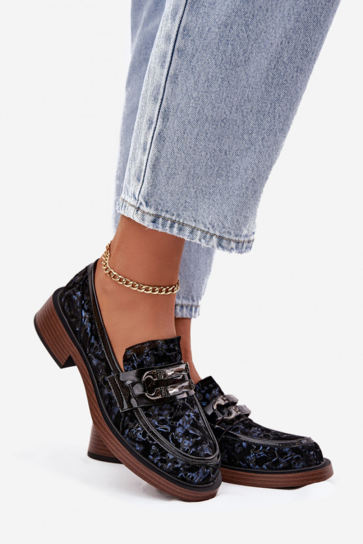 Piel Mocasines de ante Femenino Con decoraciones Detalem D&A MR52-178 de color negro Piel Mocasines de ante Femenino Con decoraciones Detalem D&A MR52-178 de color negro