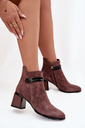 Botines de mujer de ante sintético cálidos con tacones decorados D&A CR52-650 en marrón