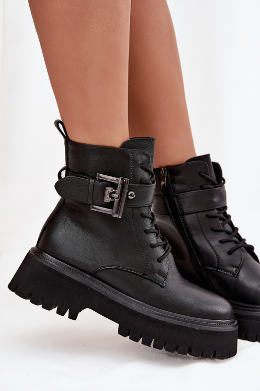 Piel botines de trabajo Femenino calentamiento para decorar con hebillas D&A MK52-032 de color negro Piel botines de trabajo Femenino calentamiento para decorar con hebillas D&A MK52-032 de color negro