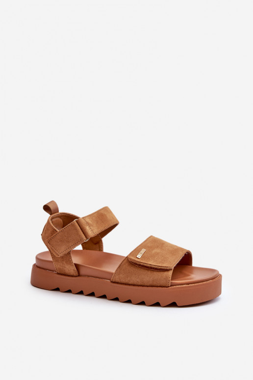 Femenino Sandalias de ante con una plataforma Big Star NN274705 color marrón Femenino Sandalias de ante con una plataforma Big Star NN274705 color marrón