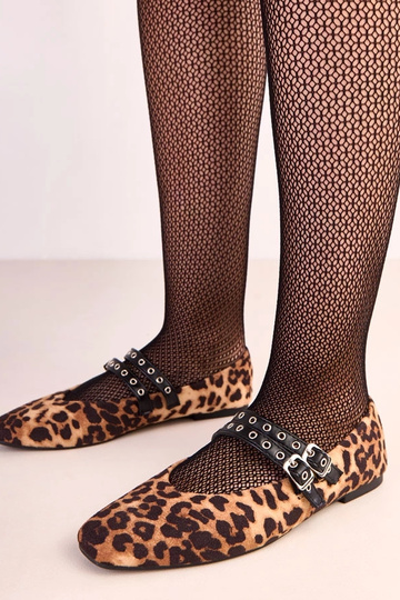 Bailarinas con estampado de leopardo, punta cuadrada y hebillas Alfira