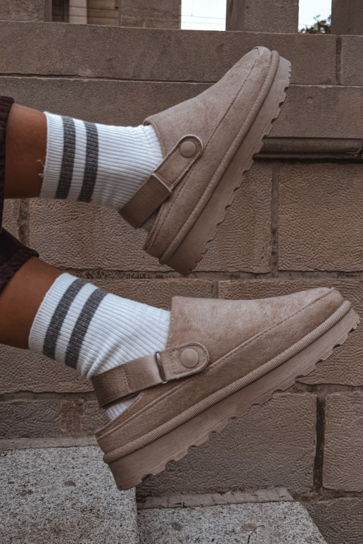 Zapatillas de casa cálidas de mujer con forro de piel y plataforma color arena Azida