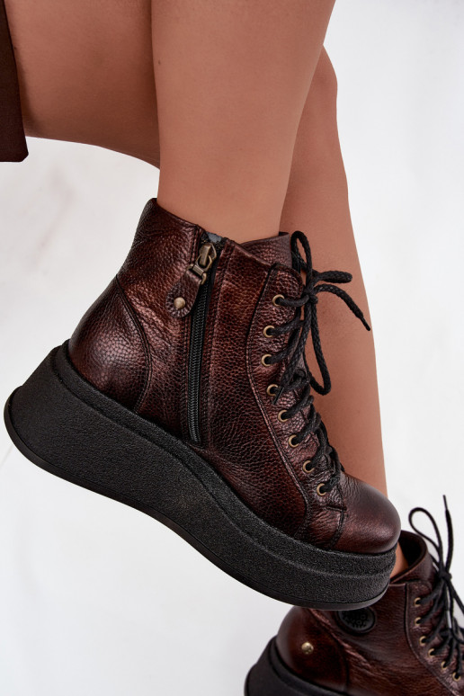 Piel Botas con una plataforma Tiene queciejka 06309-32 color metalico Brąz Piel Botas con una plataforma Tiene queciejka 06309-32 color metalico Brąz