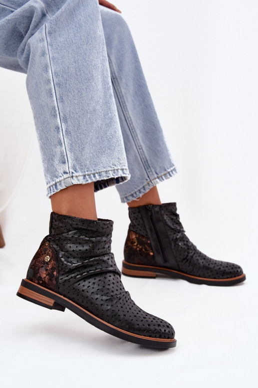 Piel Botas con elementos calados Tiene queciejka 05922-01 de color negro