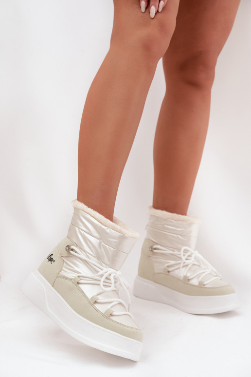 Botas de nieve Femenino con una plataforma Lee Cooper LCJ-25-03-3815 el color blanco