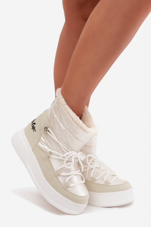 Botas de nieve Femenino con una plataforma Lee Cooper LCJ-25-03-3815 el color blanco