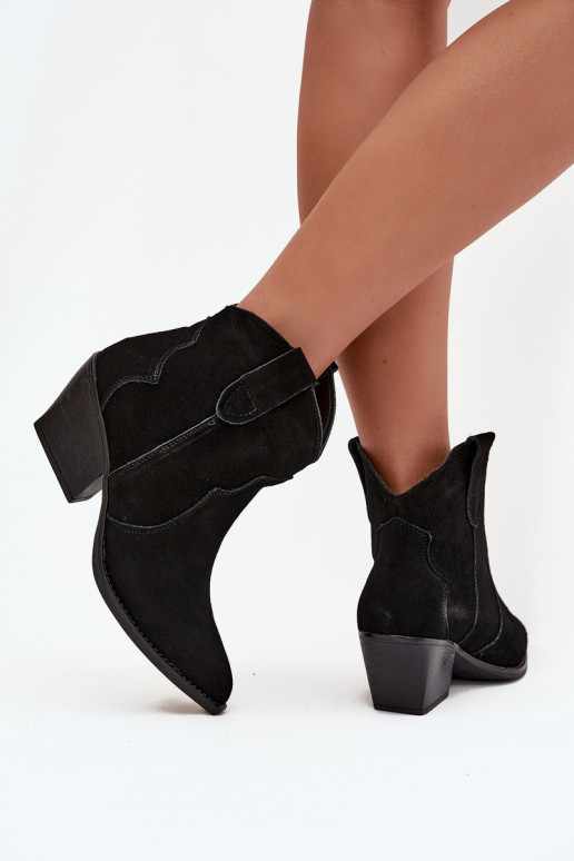 Un modelo convincente botas estilo vaquero FemeninoActivadoturalnego de gamuzau de color negro Beretta