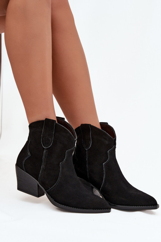 Un modelo convincente botas estilo vaquero FemeninoActivadoturalnego de gamuzau de color negro Beretta