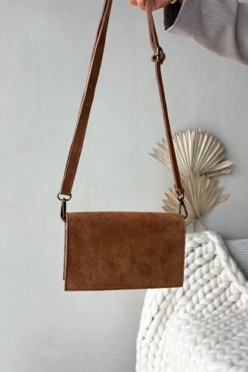 Bolso con inserción de ante color marrón Mirine 2