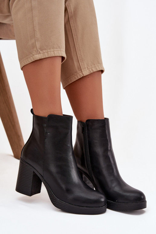 Botas de mujer de color negro Ryselle