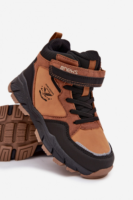 Botas de invierno Emigrar Infantil con sujetadores adhesivos calentamiento color marrón Miravie