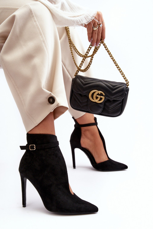 Zapatos de gamuza Femenino con tacones finos de color negro Amalundi