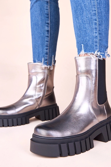 Botines plateados con plataforma y banda elástica Denya