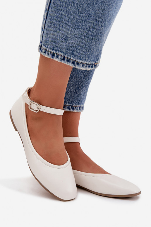 bailarinas Femenino con correas I con hebillas el color blanco Janelor