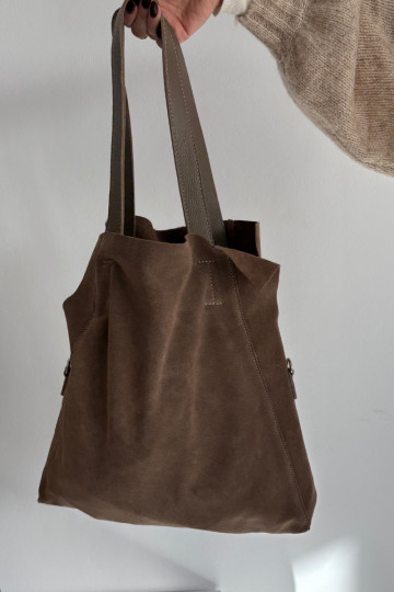 Bolso de ante sintético color arena oscuro Miraya