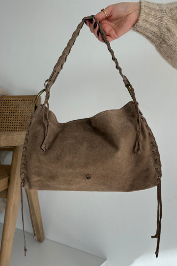 Bolso de ante sintético color arena oscuro con cordones decorativos Janelis 2