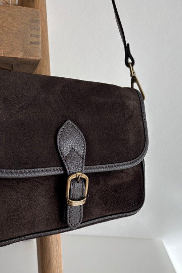 Bolso de mensajero de ante sintético color chocolate Norla 2