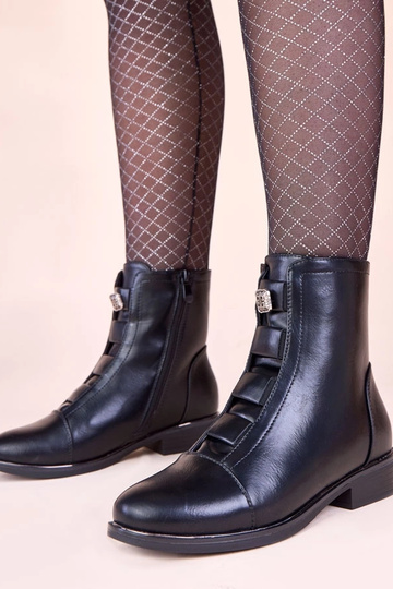 Botines negros cálidos con adornos Deca 2