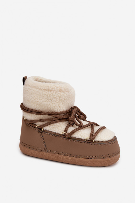 Botas de nieve Femenino con un abrigo de piel Typu Baranek con correas beige Belira