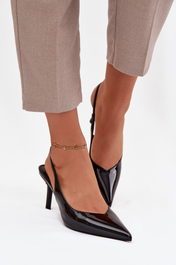Zapatos Phelia color negro con tacones delgados y efecto laca