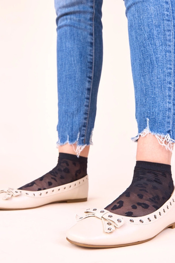 Bailarinas color arena con...