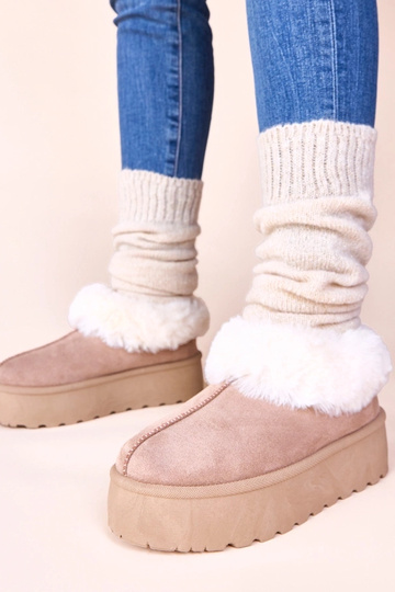 Botas de nieve color arena oscuro con piel Deesi