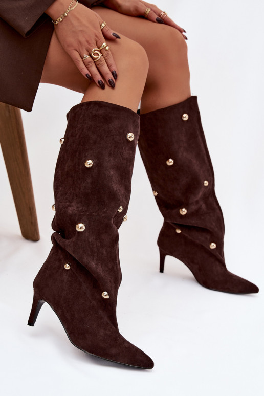 Botas largas de mujer de modelo fácil de poner color chocolate con tacones finos y adornos dorados Thaliane