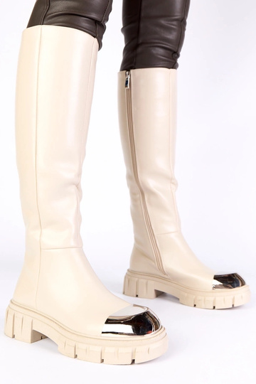 Botas largas color arena con punta dorada Camila 2
