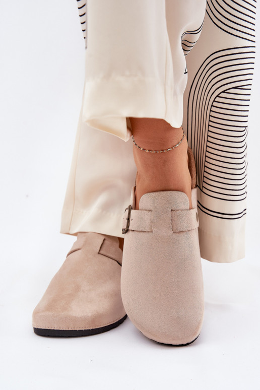 Zapatillas ChodakI Femenino i con una plataforma con hebillas beige Selio