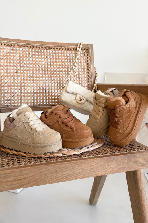 Zapatillas deportivas cálidas para niños color beige con forro de piel Mireen