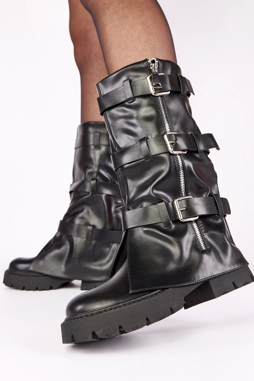 Botines negros con plataforma y caña...