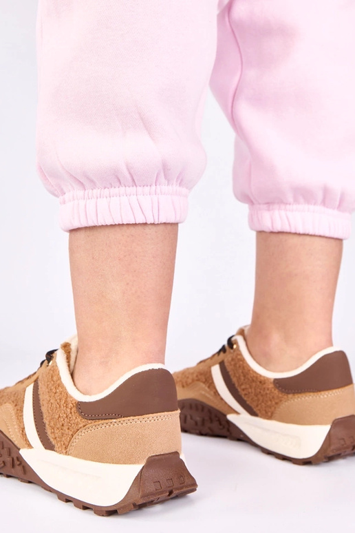 Zapatillas marrones cálidas con piel...