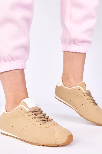 Zapatillas color arena con acento blanco Birna 2