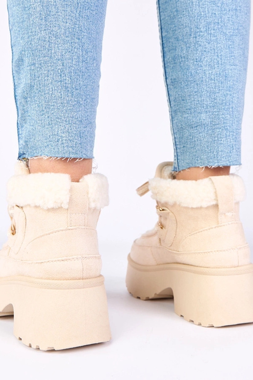 Botas de nieve color arena con piel y...