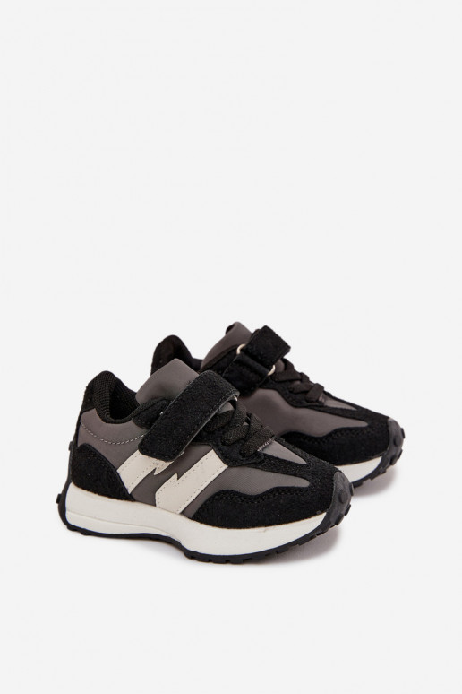 zapatos zapatillas de deporte para niños con sujetadores adhesivos de color negro Miranda