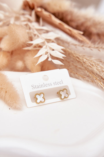 Con detalles elegantes de acero inoxidable en color perla-dorado
