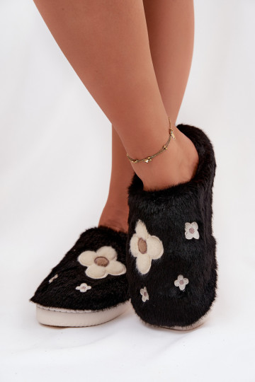 Zapatillas Selinne negras con pelito y motivos florales 2