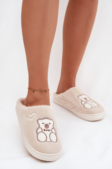 con un abrigo de piel Zapatillas con oso beige Noralie 2