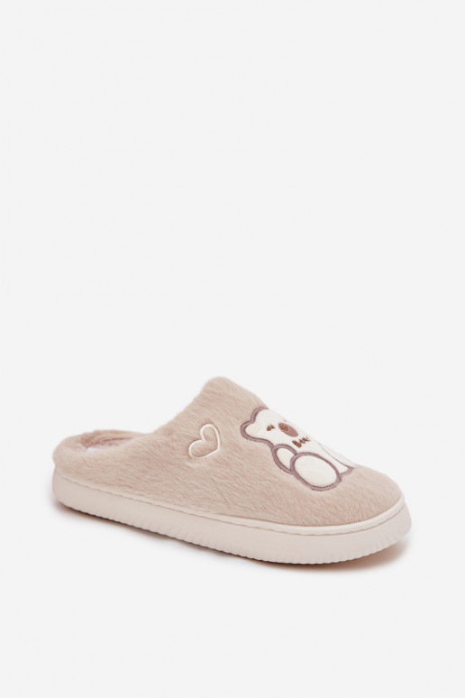 con un abrigo de piel Zapatillas con oso beige Noralie