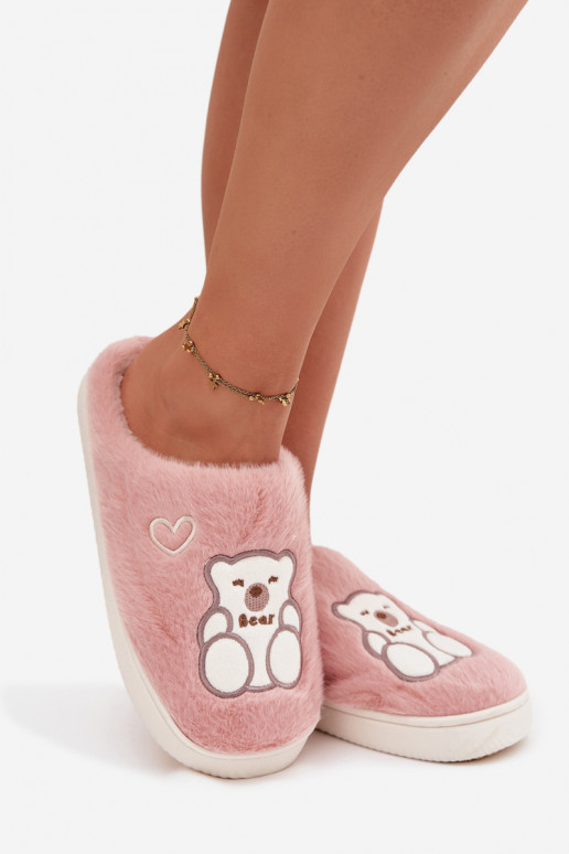 con un abrigo de piel Zapatillas con oso color rosa Noralie