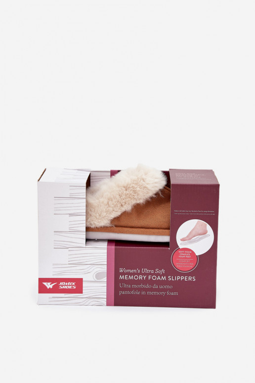 Zapatillas Femenino con un abrigo de piel color marrón Delissa