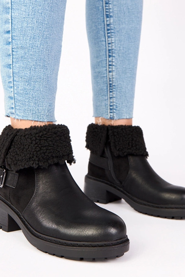 Botines negros con tacón y parte superior plegable "Olga"