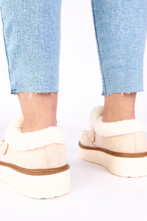 Mocasines de color beige claro,...