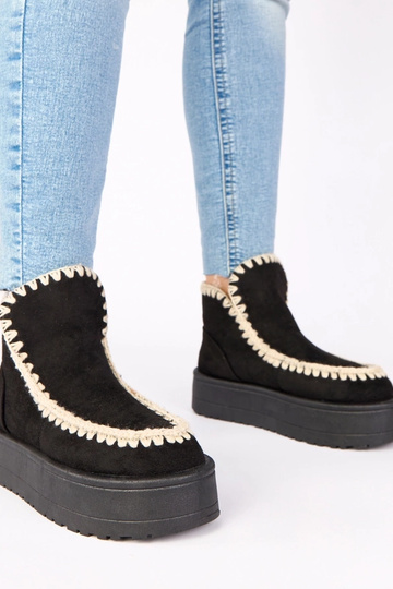 Botas de nieve negras con plataforma y bordado decorativo "Alwena"