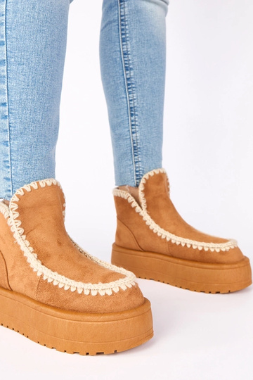 Botas de nieve de color marrón con plataforma y bordado decorativo "Alwena"