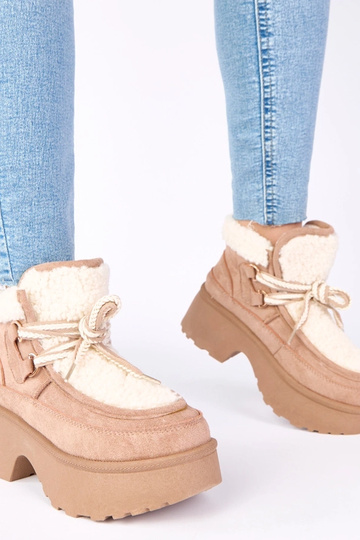 Botas de nieve de color beige oscuro con pelaje en plataforma "Ziza" 2