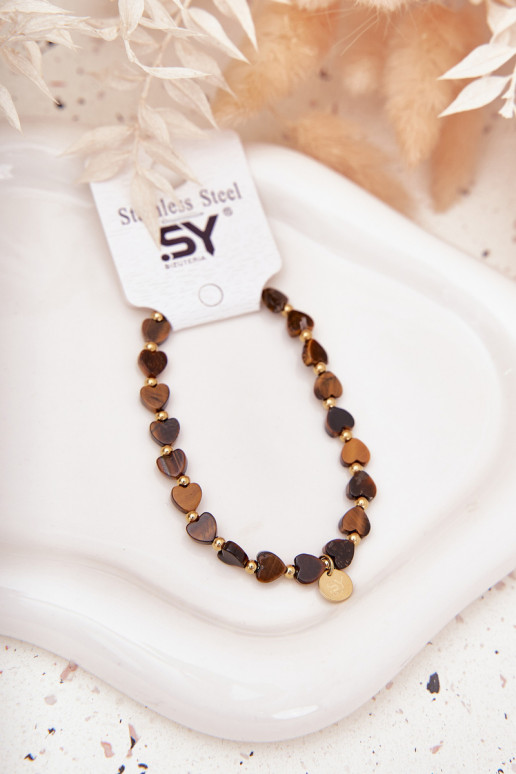 Una pulsera Corazones Hecho de acero quirúrgico Tiene querrón